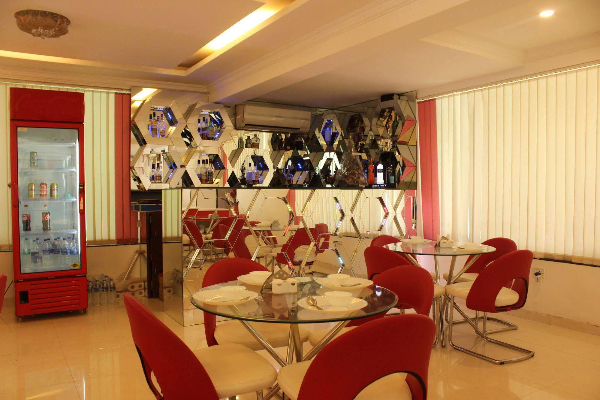 Royal Mirage Hotel Goa Kültér fotó